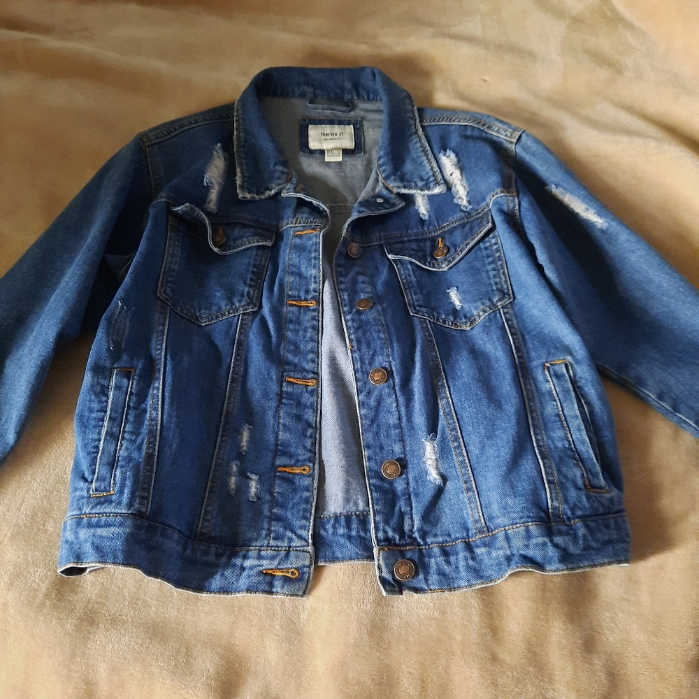 Forever 21 distressed denim jacket slightly cropped us large